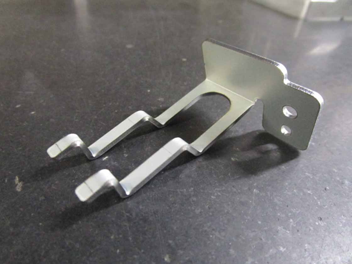 金型レス加工(精密板金)で量産対応